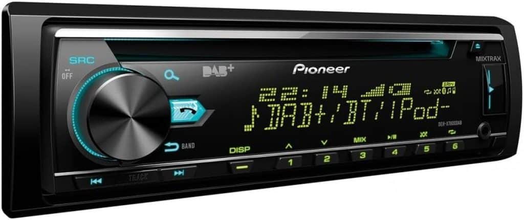 Test de l'autoradio Pioneer DEH-X7800DAB : polyvalence et connectivité