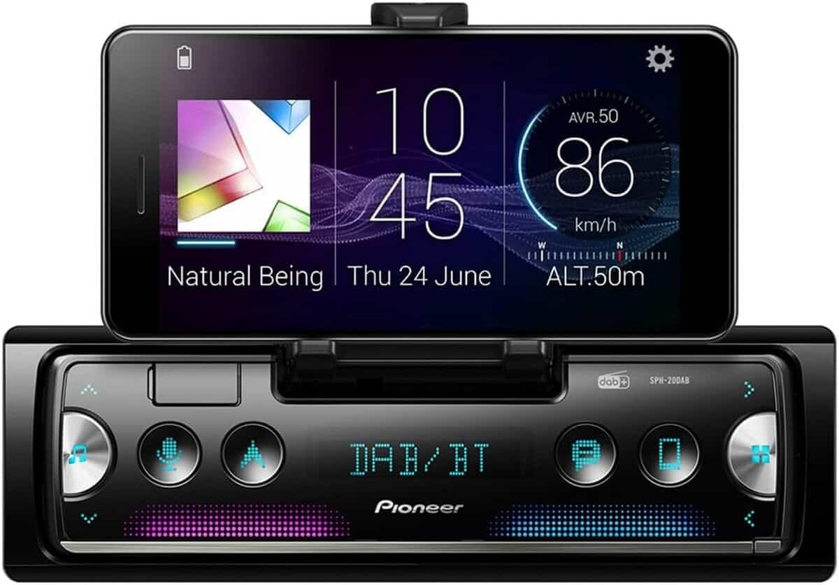 Test de l'autoradio Pioneer SPH-20DAB : technologie et connectivité à bord