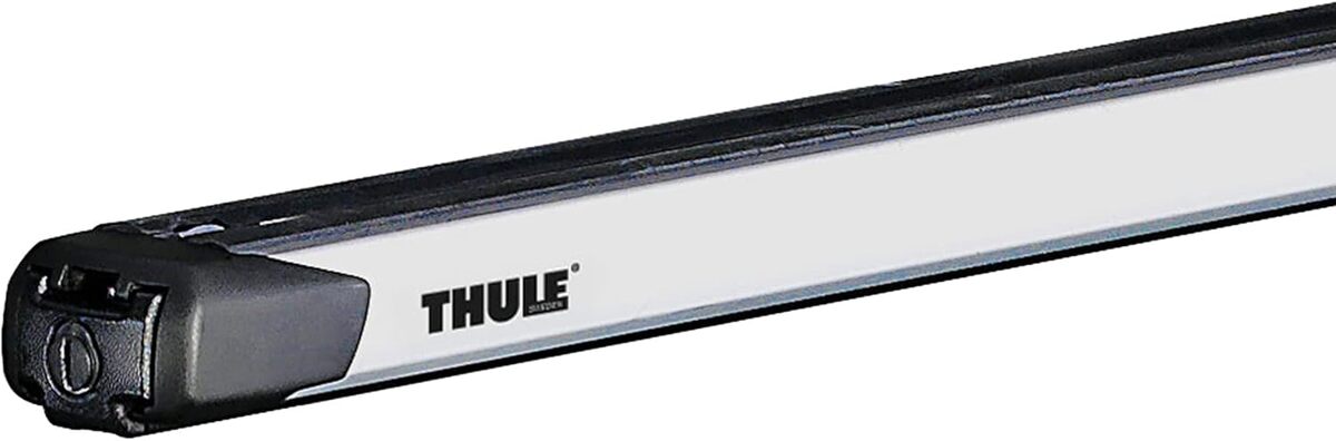 Test des barres de toit Thule SlideBar 891 en aluminium argenté