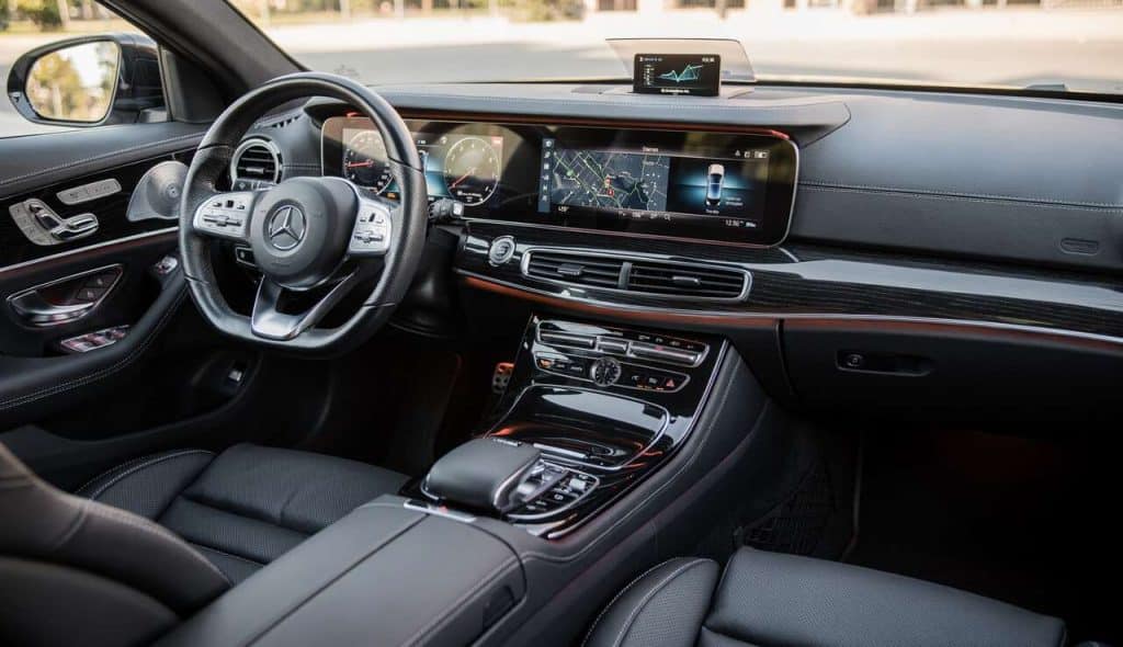 Accessoires high-tech : enrichir l'expérience multimédia en voiture