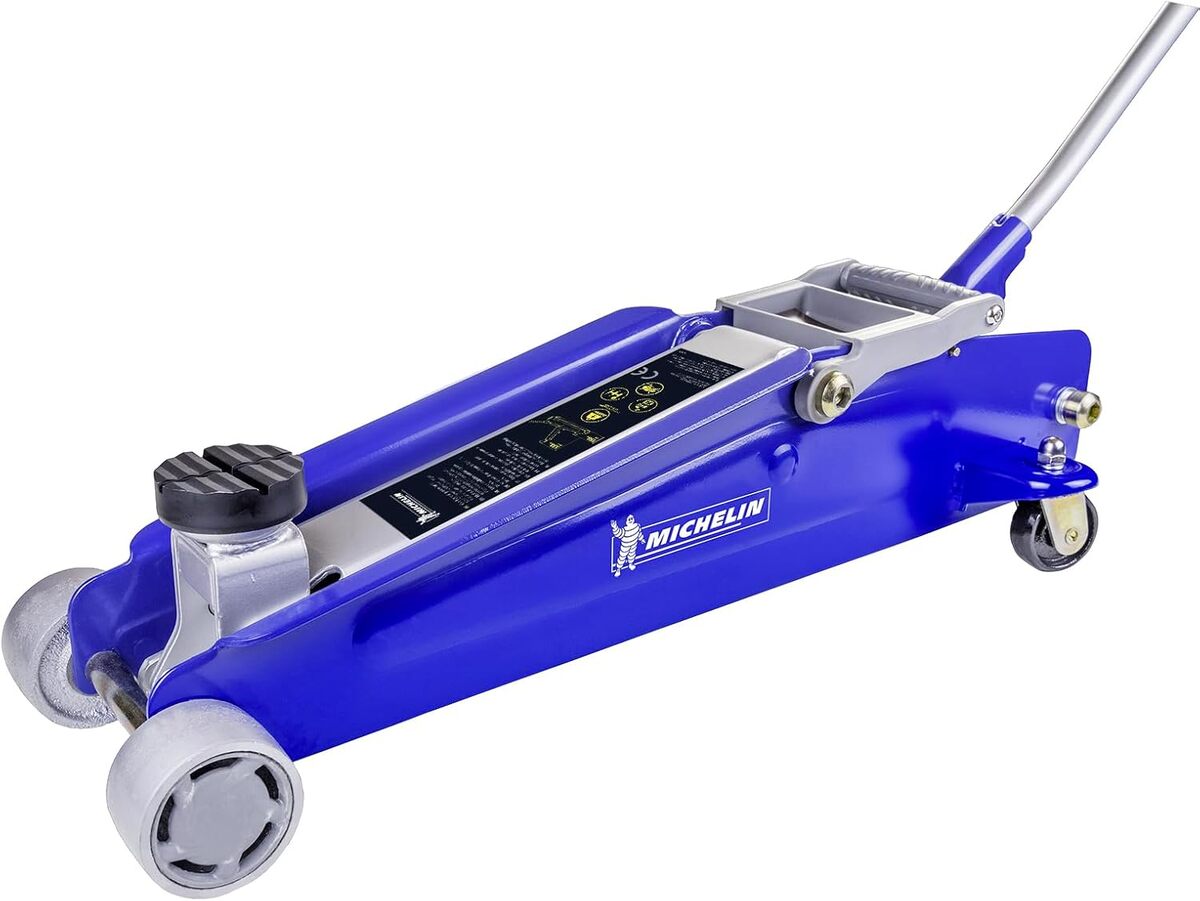 Test du cric hydraulique michelin 2, 25T maxi levage